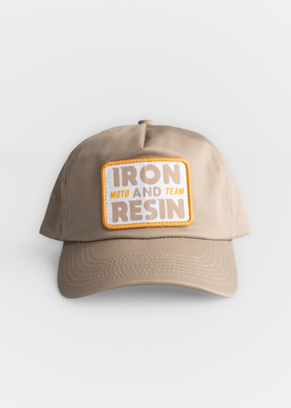 Men’s cotton twill hat with custom embroidered patch and adjustable strap, classic workwear cap with durable construction