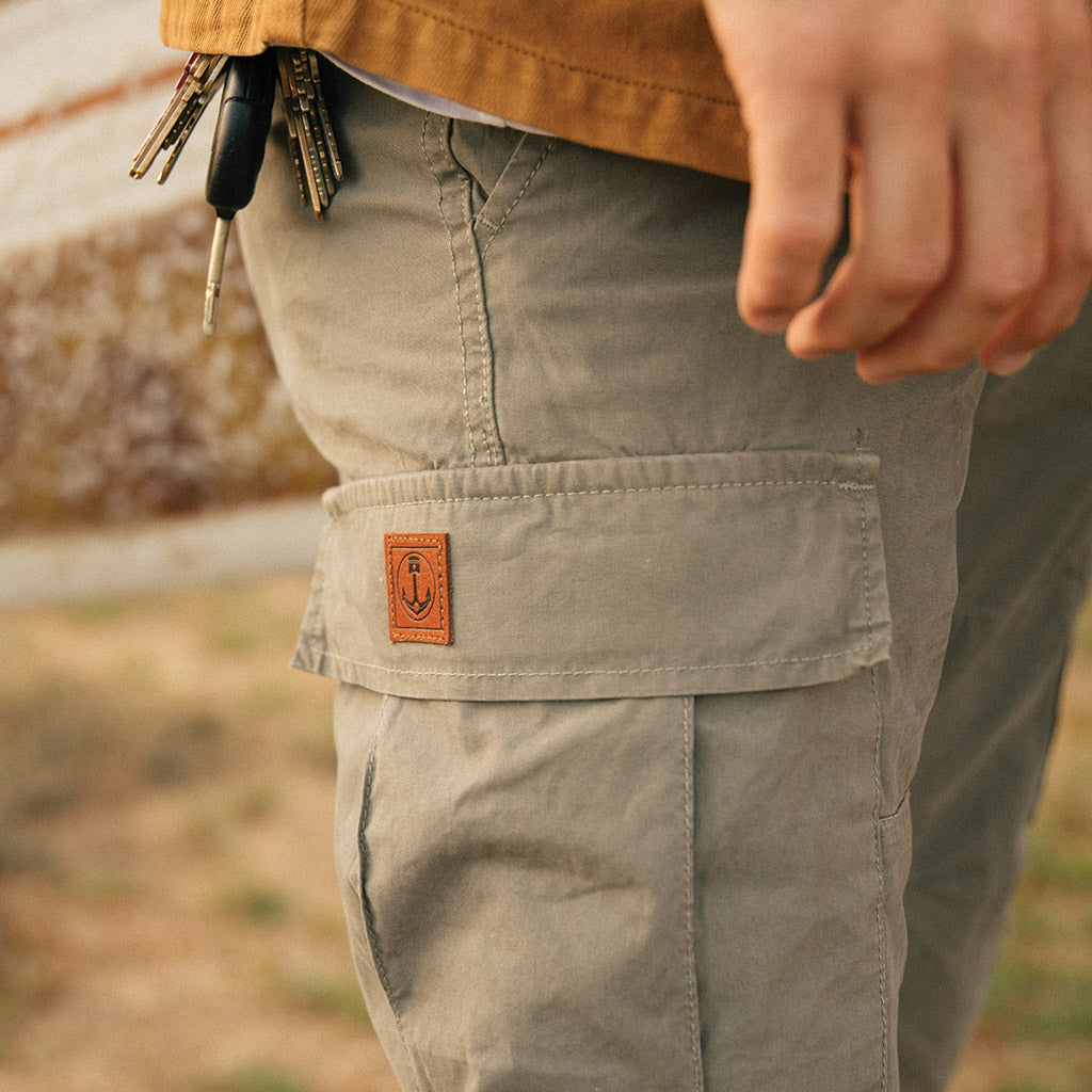 Iron & Resin Alex Cargo Pant Pocket Details