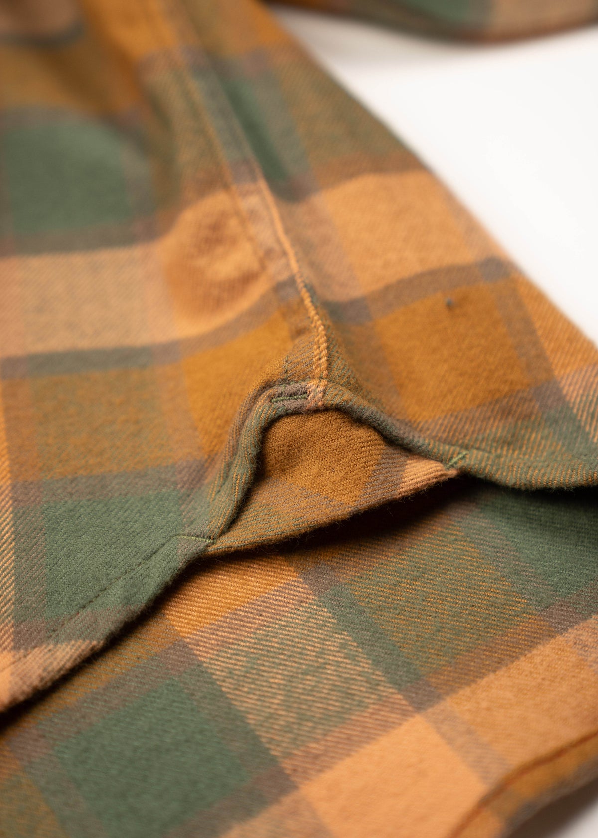 Greyson Flannel - Iron & Resin