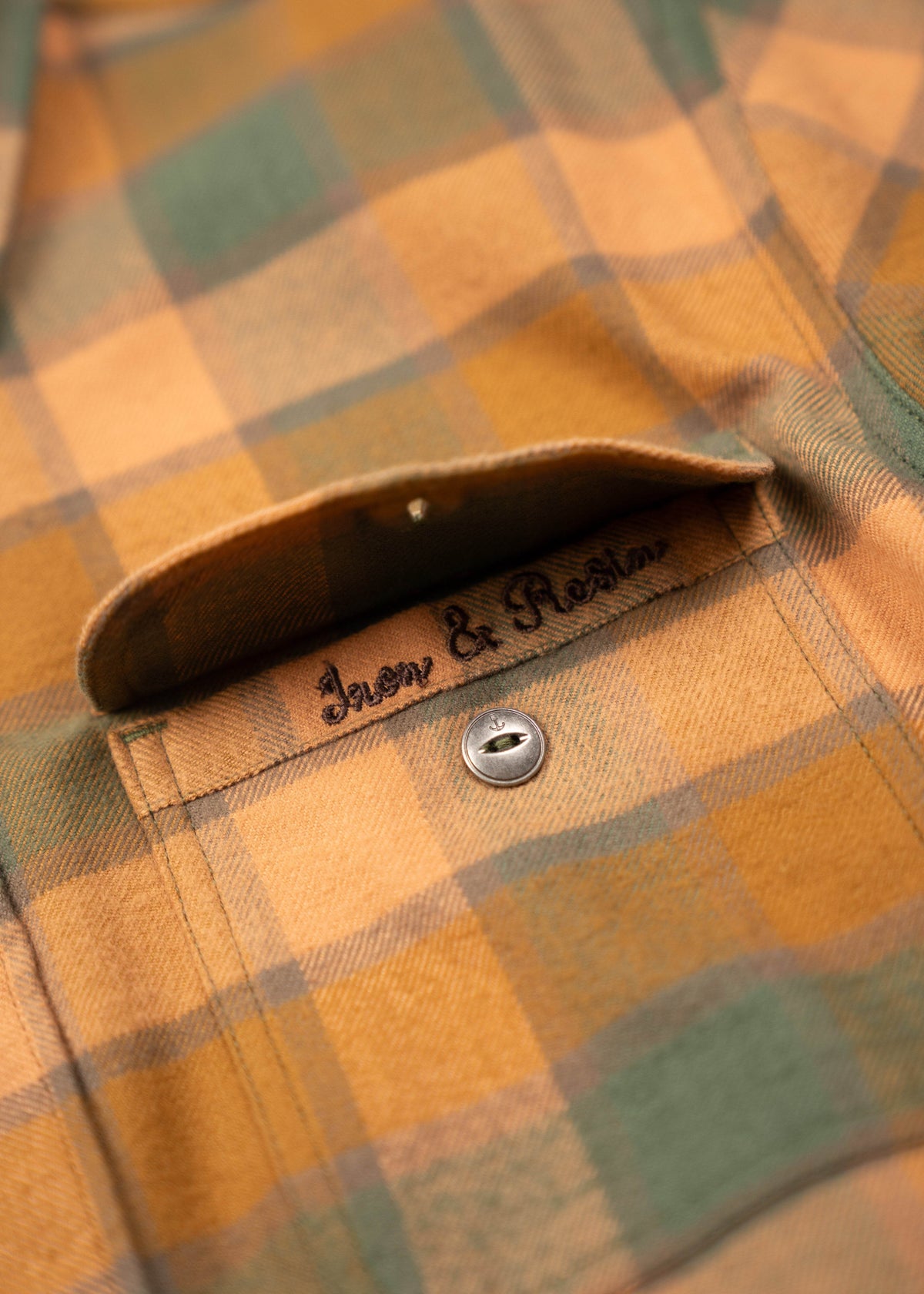 Greyson Flannel - Iron & Resin