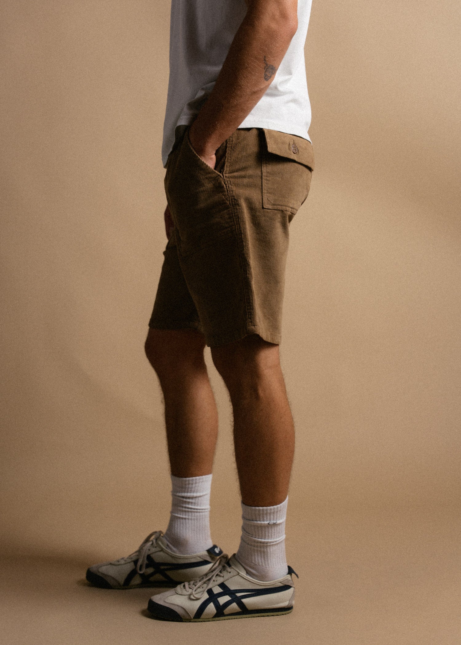 Mens Corduroy Shorts Elastic Waist Drawstring – Iron & Resin