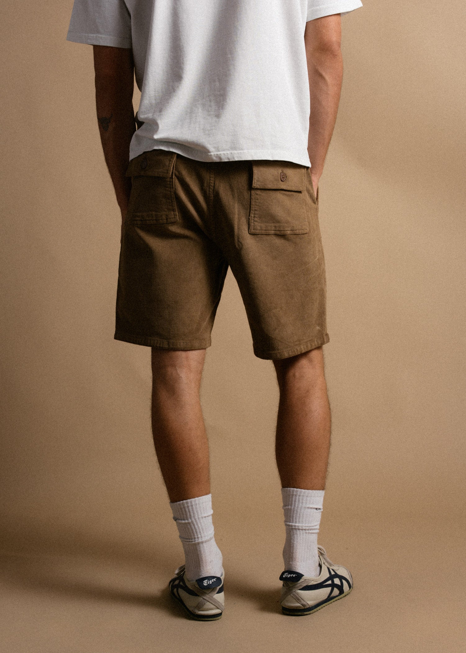 Mens Corduroy Shorts Elastic Waist Drawstring – Iron & Resin