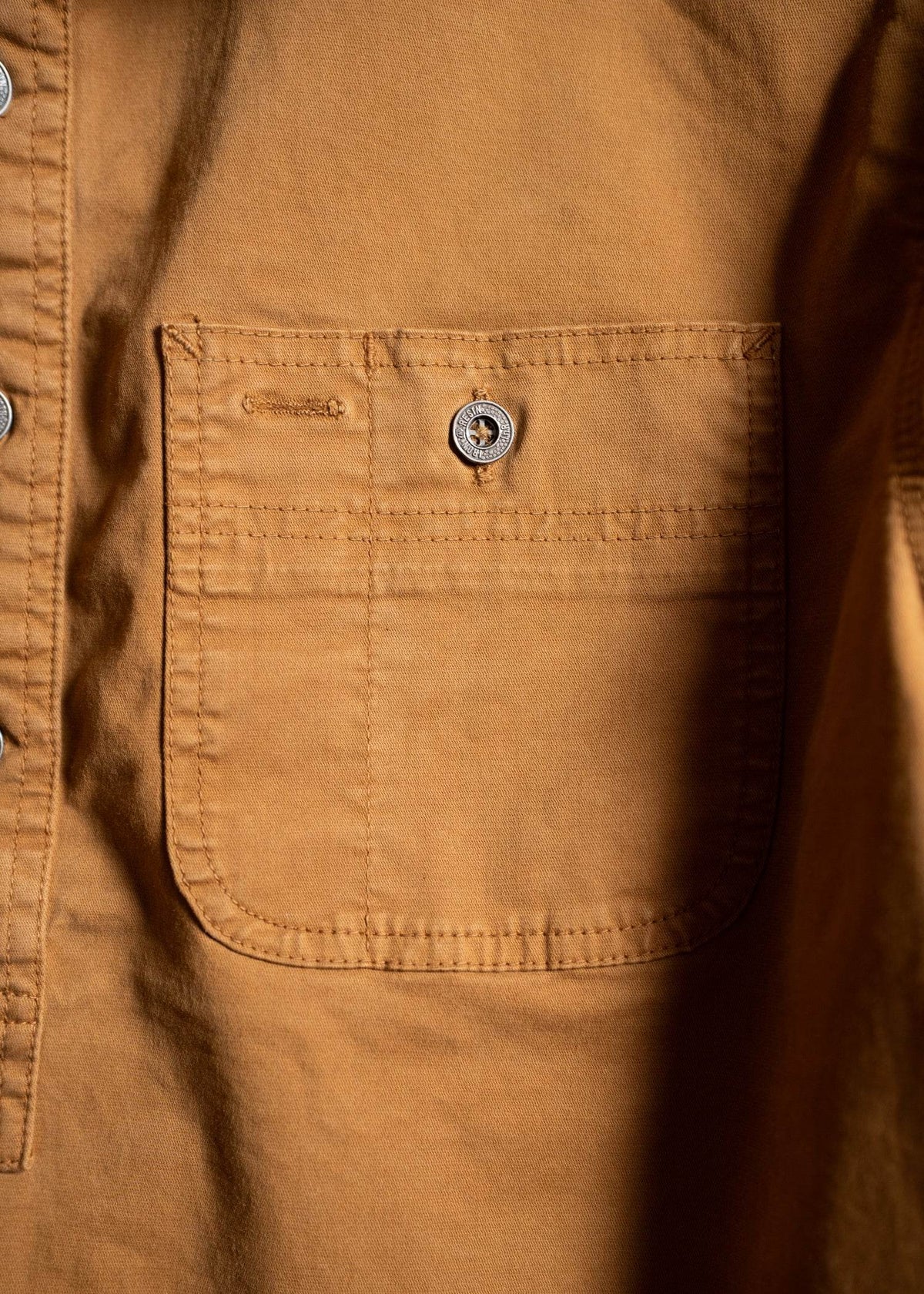 Hightail X INR: Popover Shirt - Iron & Resin