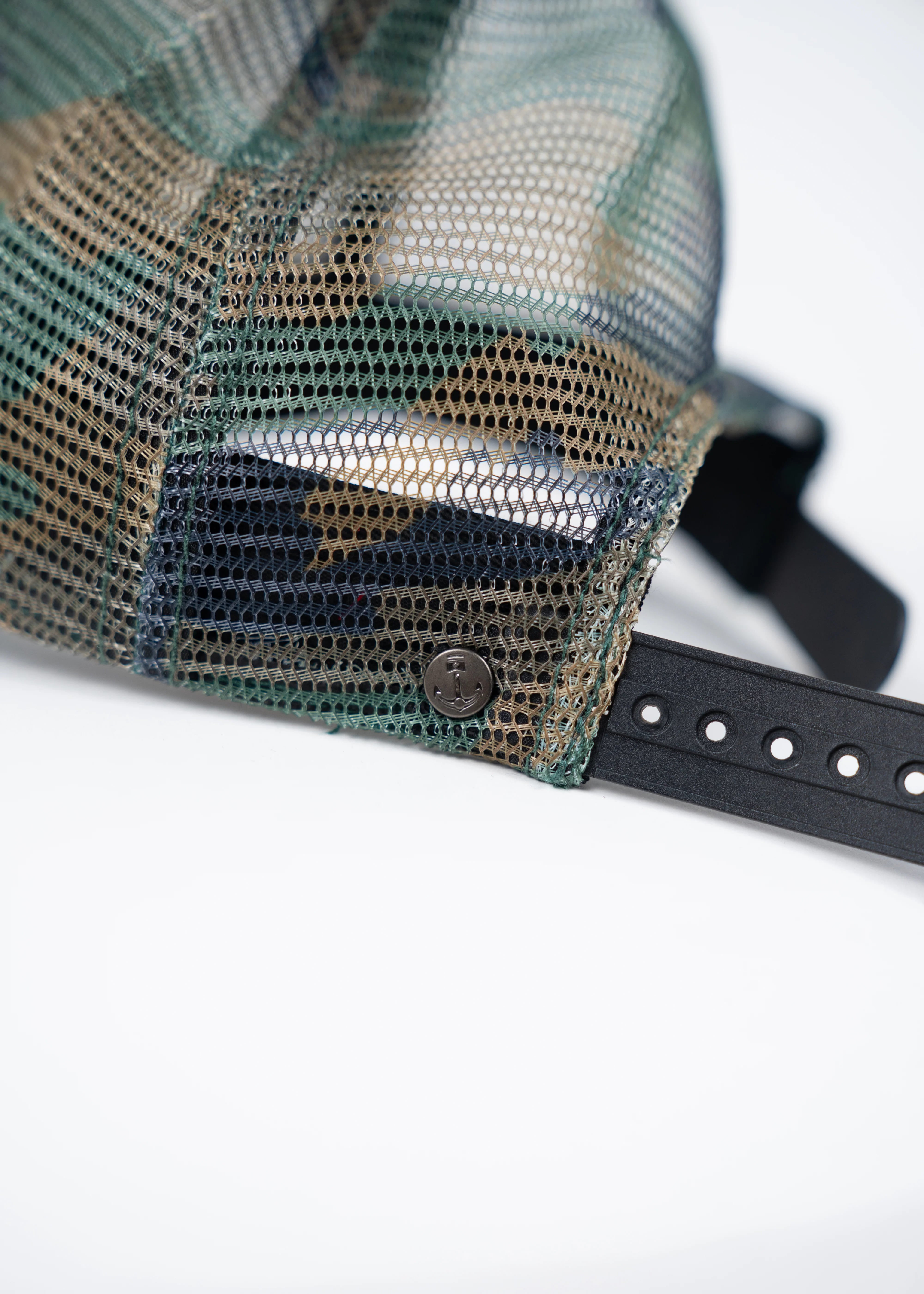 Hat Mesh Sample Mesh Hat – Breathable Snapback with Mesh Back – Iron & Resin