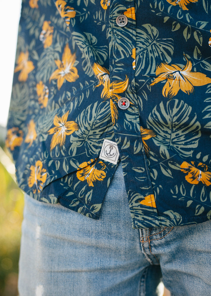Iron & Resin -  Hawaiian Print Button-Up