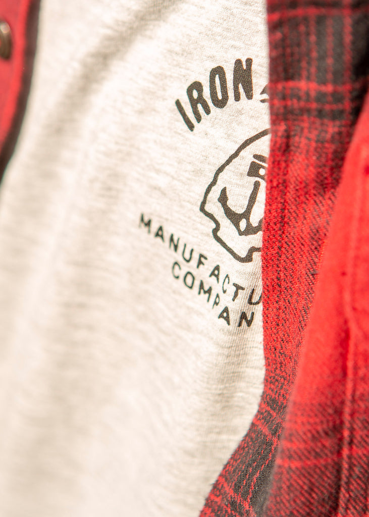 Iron & Resin - Trail Blazers Tee in Heather Grey Detail Photo