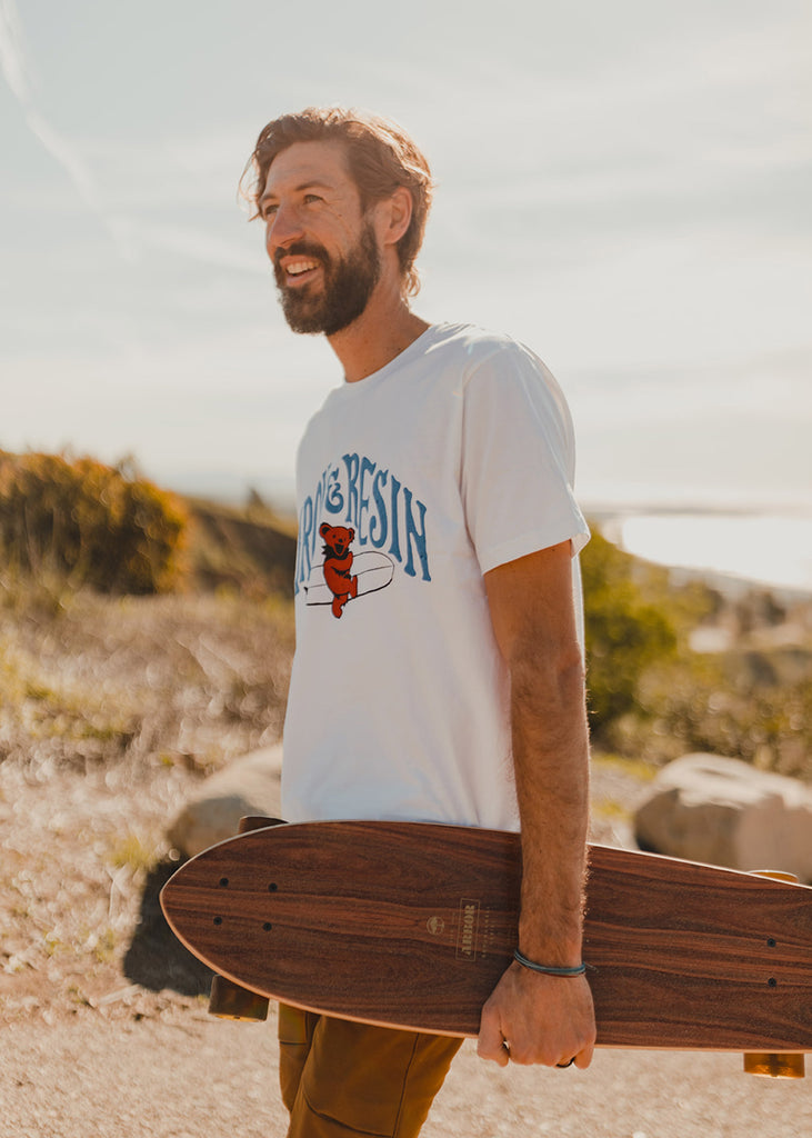 Iron & Resin - Truckin Tee - Front Graphic Detail