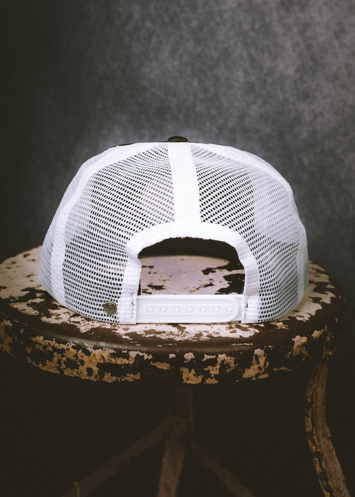 Iron & Resin Rally Hat Snapback - Black and White 