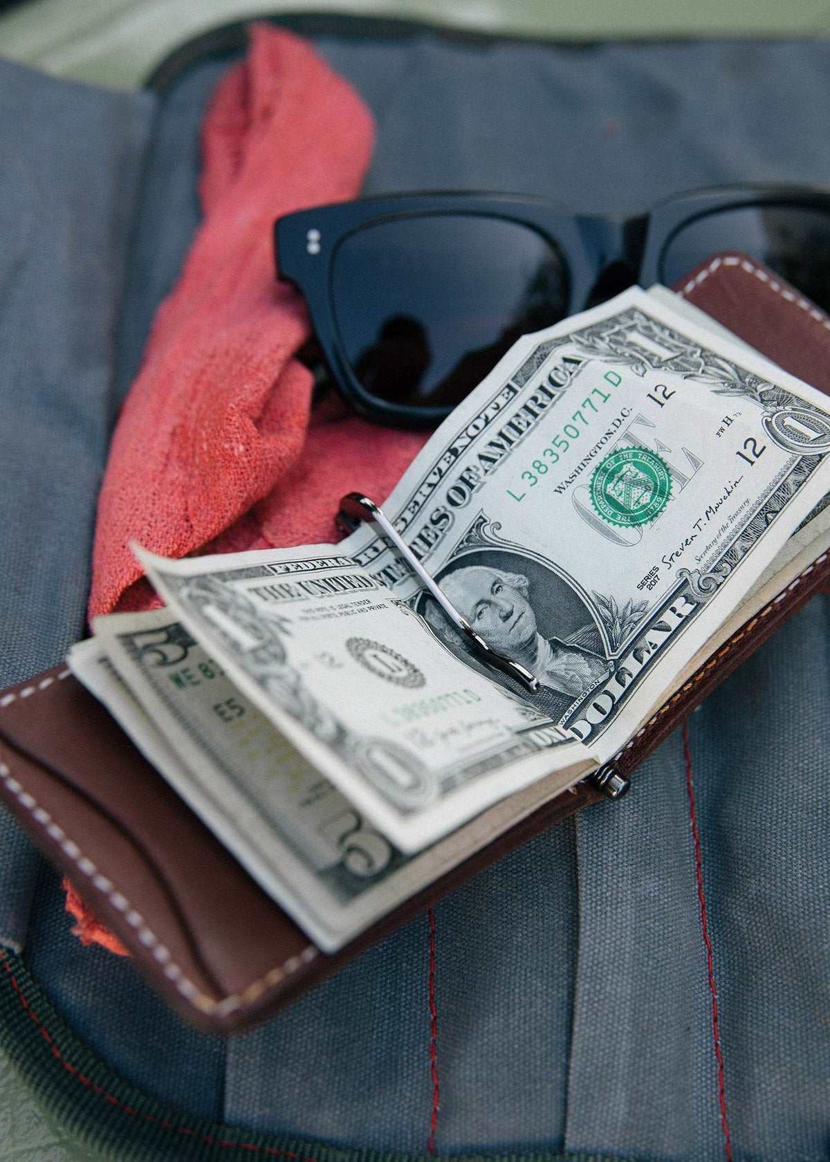 Brigg X INR Vagabond Wallet - Iron & Resin
